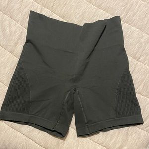 EUC lululemon olive green shorts size 8